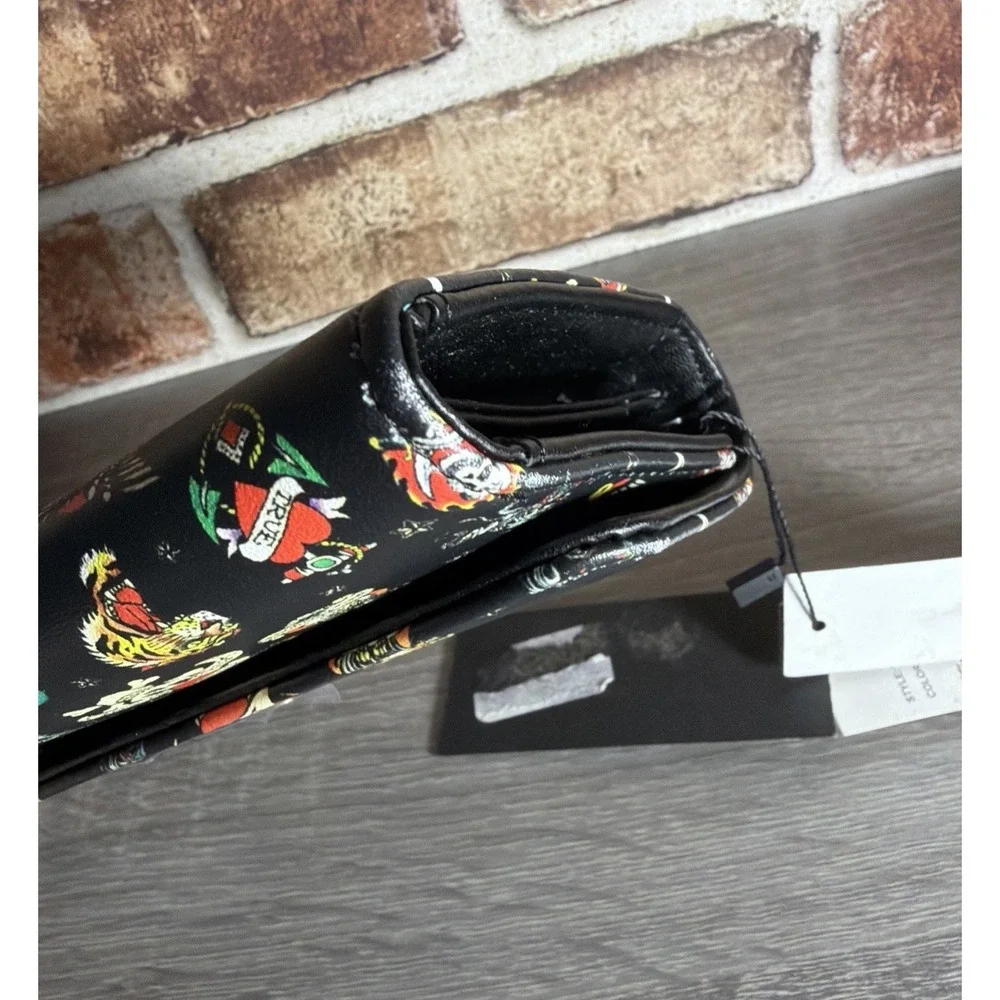 NWT Ed Hardy Wallet Card Holder Bifold Snap Closure Black Graphic‎ Tattoo Design